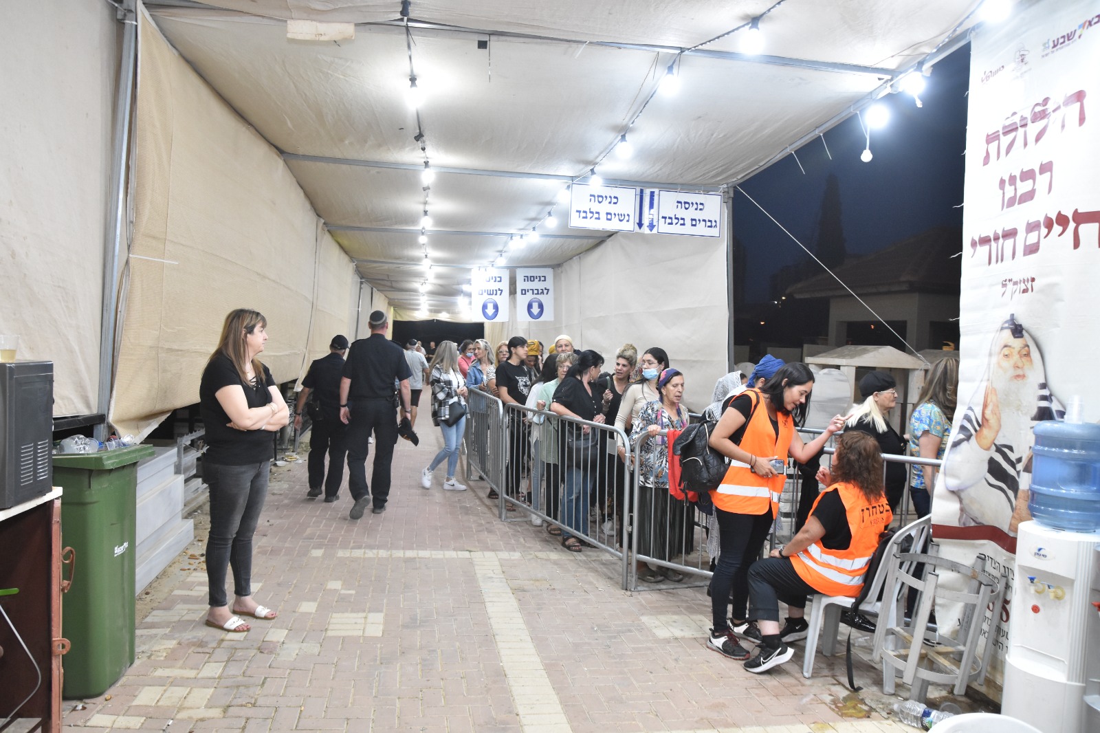 אלפים מגיעים מדי שנה לאירוע המרגש, המאורגן בסדר מופתי. צילום: באדיבות הוועדה להנצחת רבי חורי זצ